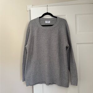 Old Navy Heathered Gray Knit Pullover